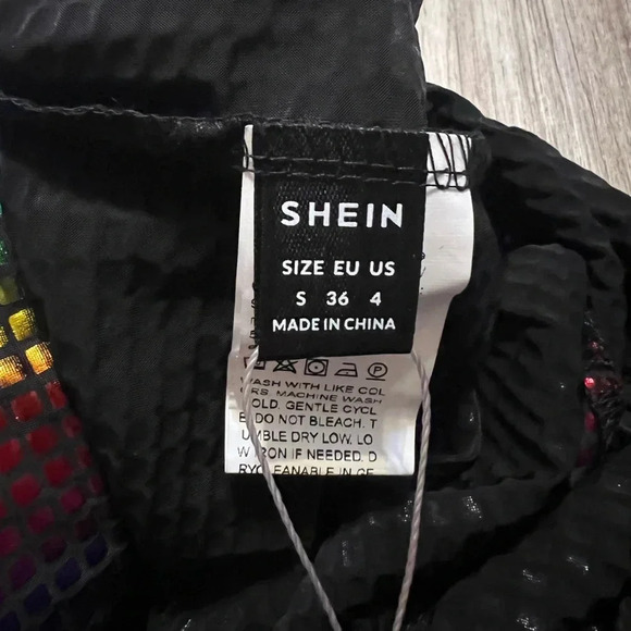 SHEIN Shorts - Picture 3 of 3